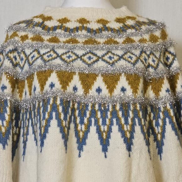 Do Everything In Love Womens Sweater Poncho Aztec Tinsel Infused One Size - Picture 2 of 11